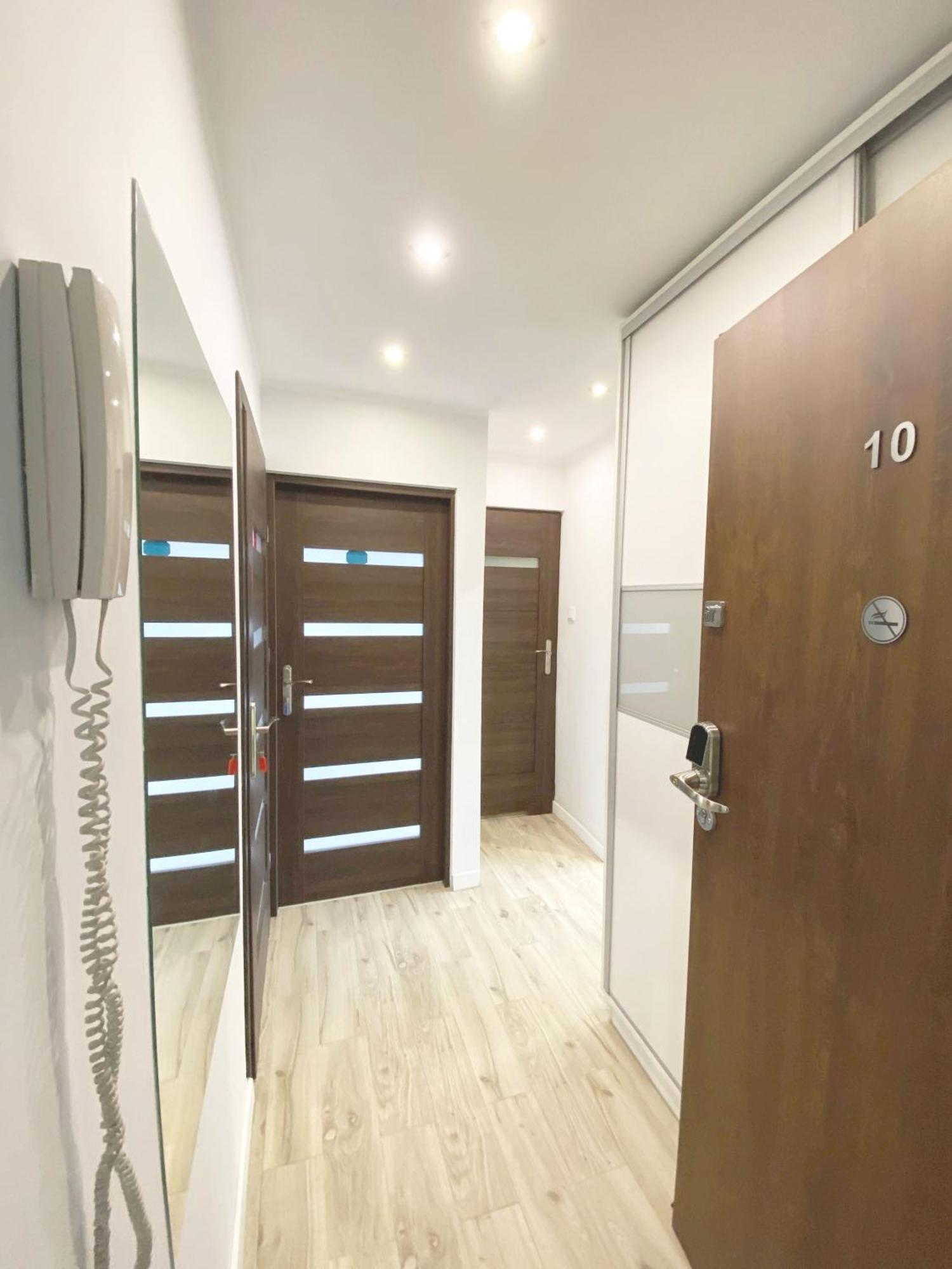 3Rooms-Balcony-Pkp - Deerrest Apart Wrocław Zewnętrze zdjęcie
